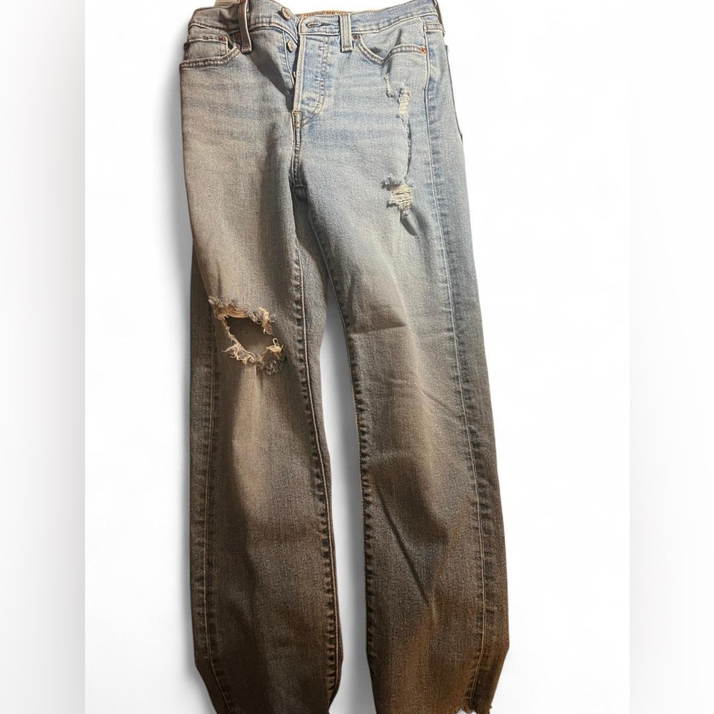 Levi's Women’s Light Wash Wedgie Straight Jeans
